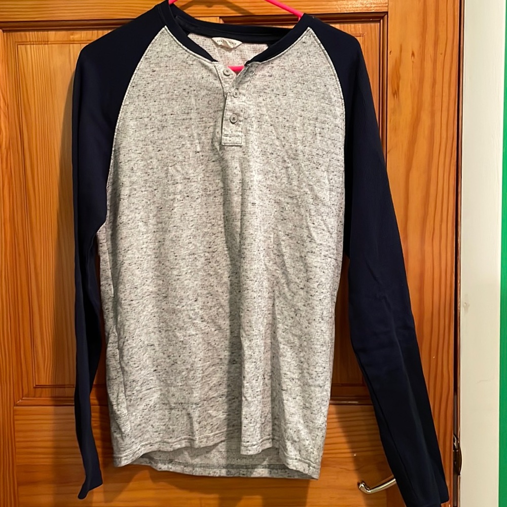 Men’s Aeropostale Ribbed Long Sleeve Shirt